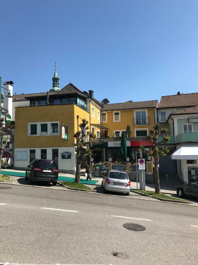Susas Charming Places Gmunden Exterior photo
